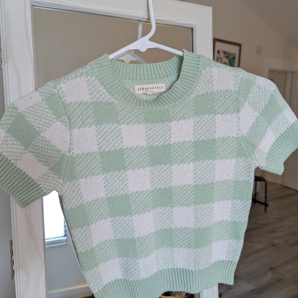 Aeropostale Green and White Checkered Sweater
